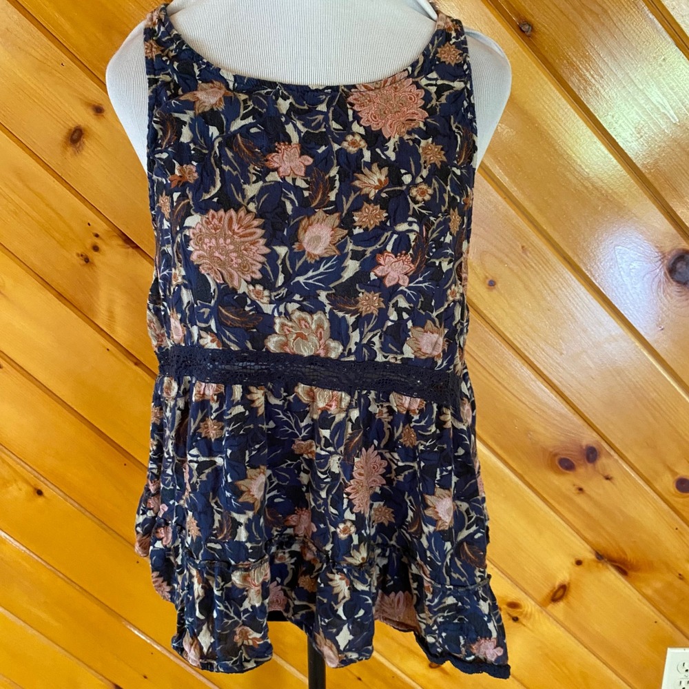 American Eagle Floral Peplum Tank Top Navy Blue Boho Lace Trim XL